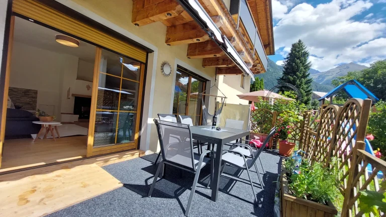 wunderschone-terasse